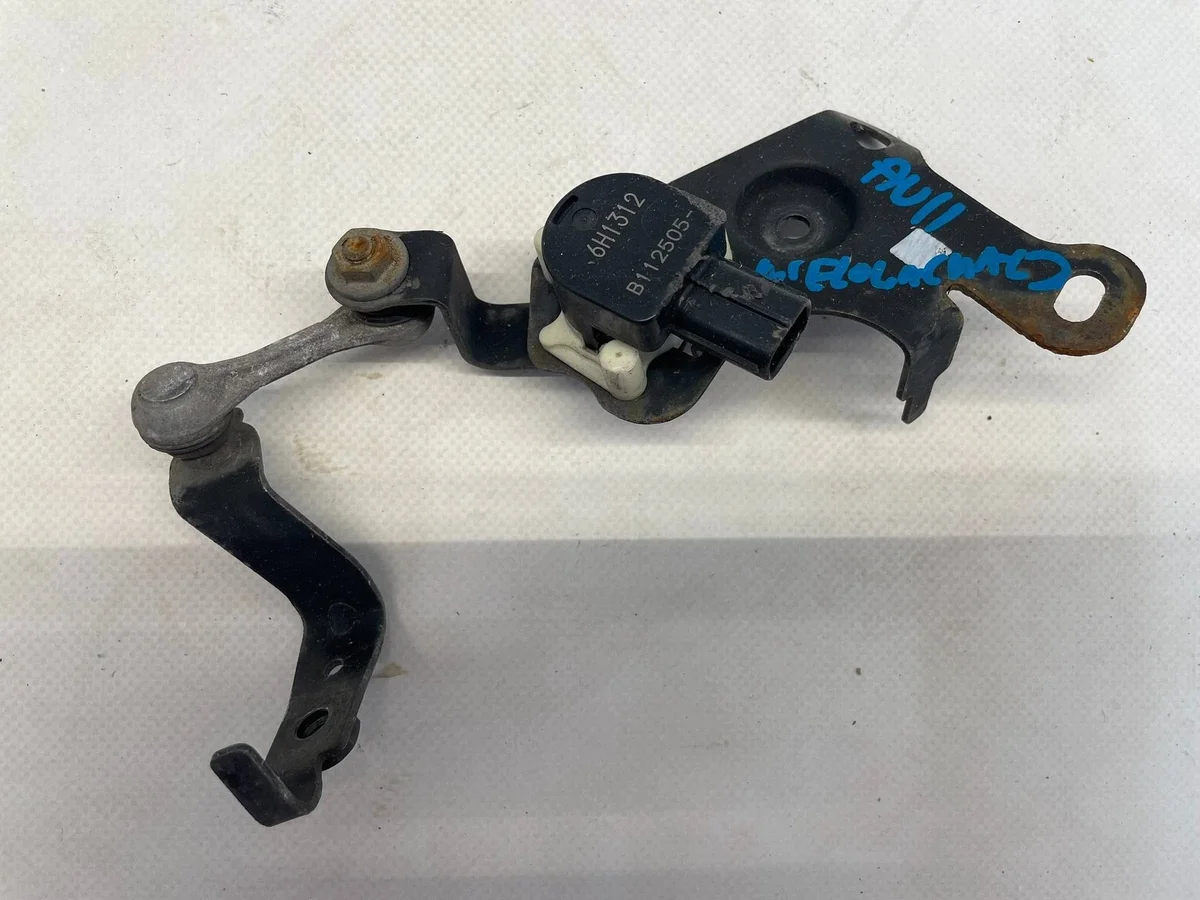 Toyota Auris Sensor Nivelamento Xenon OYT35511