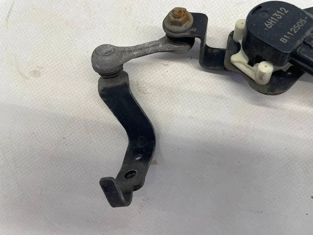 Sensor Scheinwerfer OYT35511 Toyota Auris II Xenon
