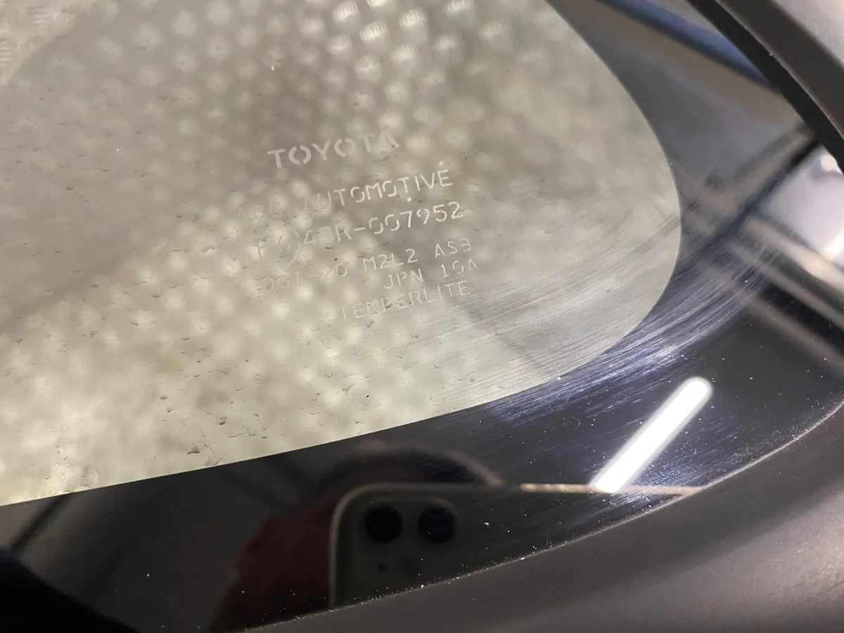 Toyota Yaris GR Karosseriescheibe hinten links image 3