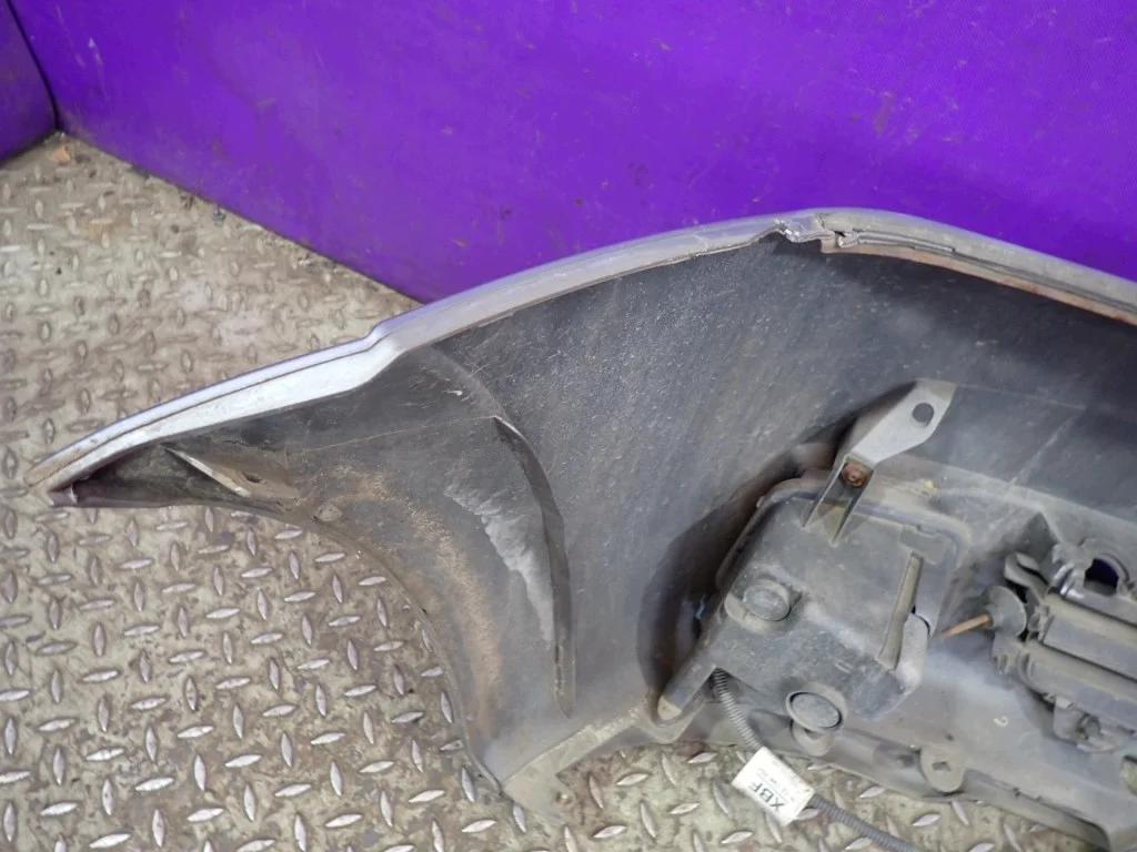 Opel Meriva A Stoßstange vorne Z163 image 8