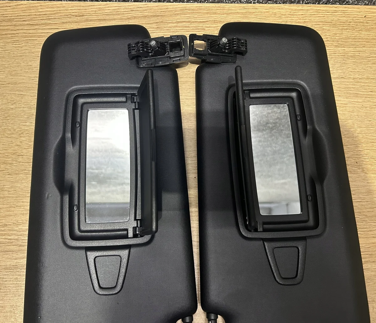 Sonnenblende Links/Rechts Mercedes B W246 A2468100410 image 9
