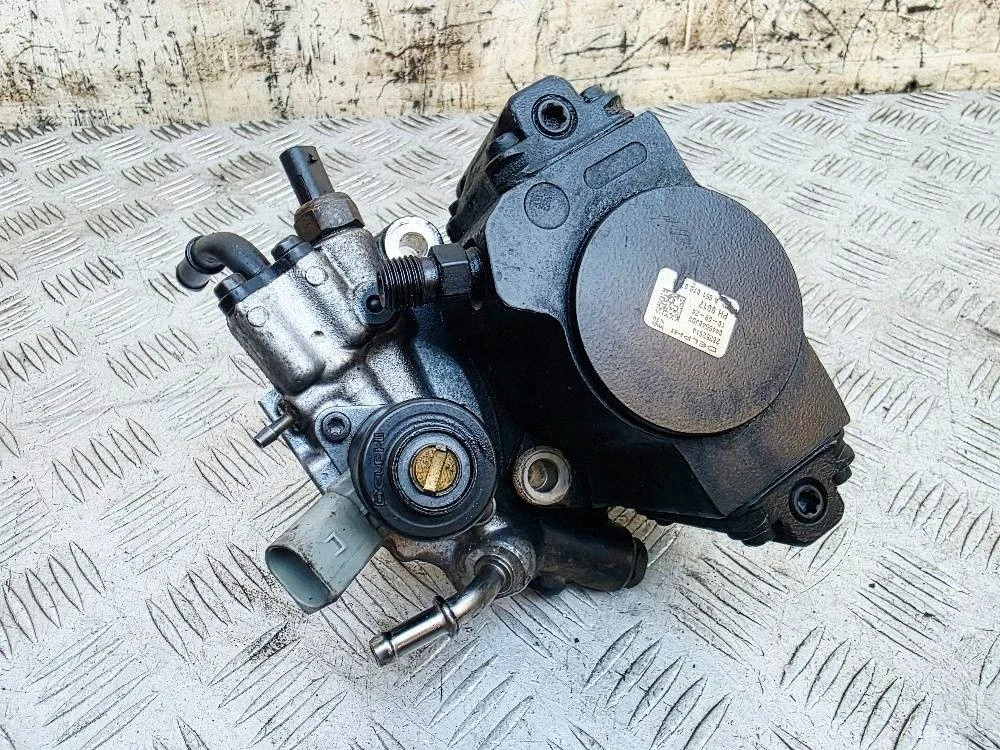 Bränslepump Mercedes-Benz E W212 A6510700701