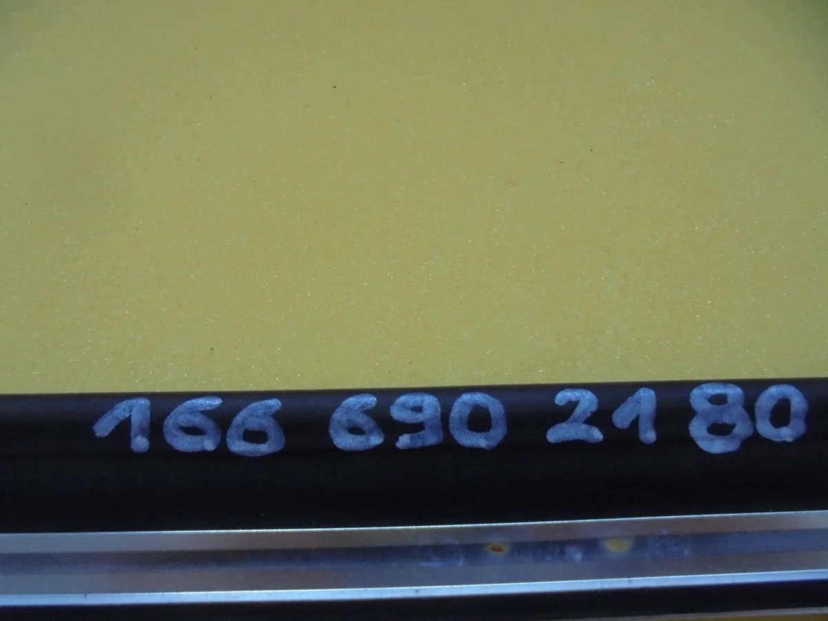 Zierleiste Mercedes GL GLS X166 A1666902180 image 4
