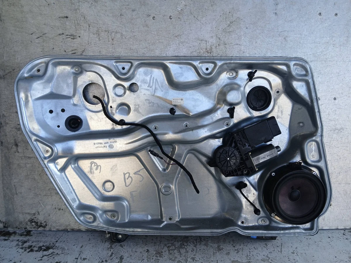 Ruitmotor links voor VW Passat B5 FL