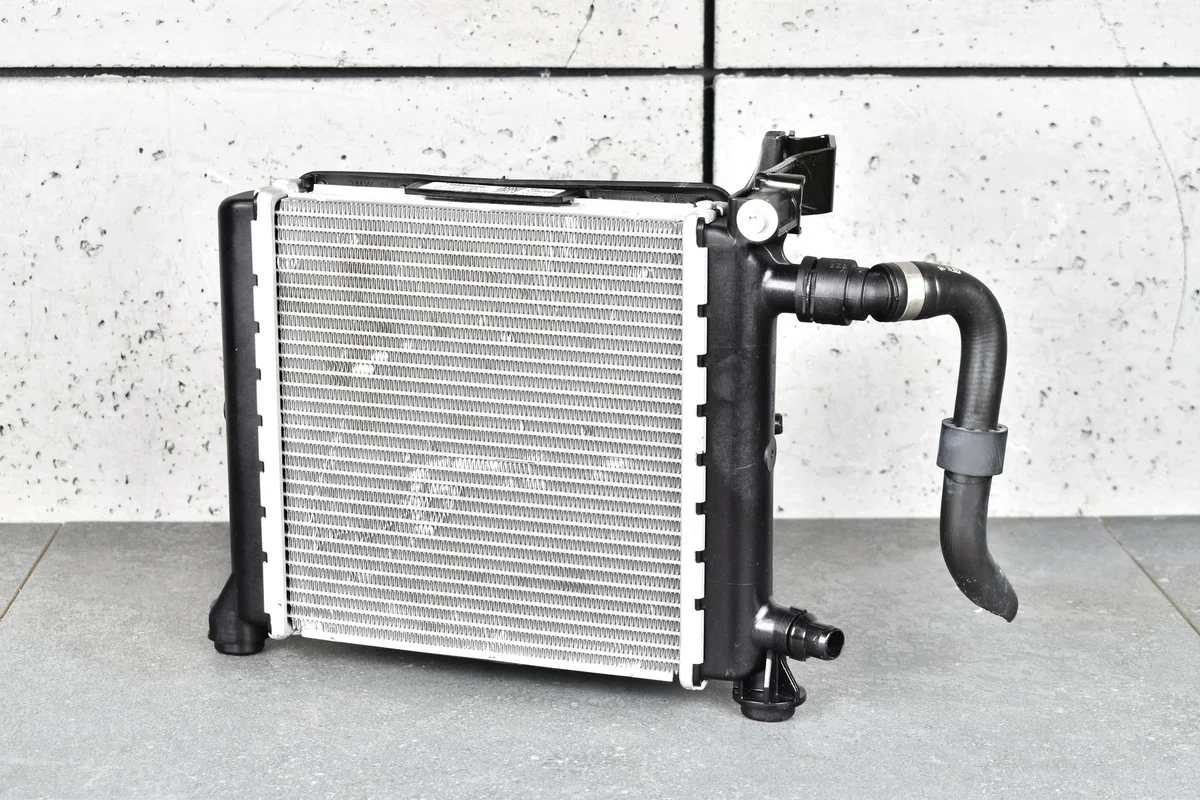 BMW X1 U11 Radiateur Eau 9847023 image 6