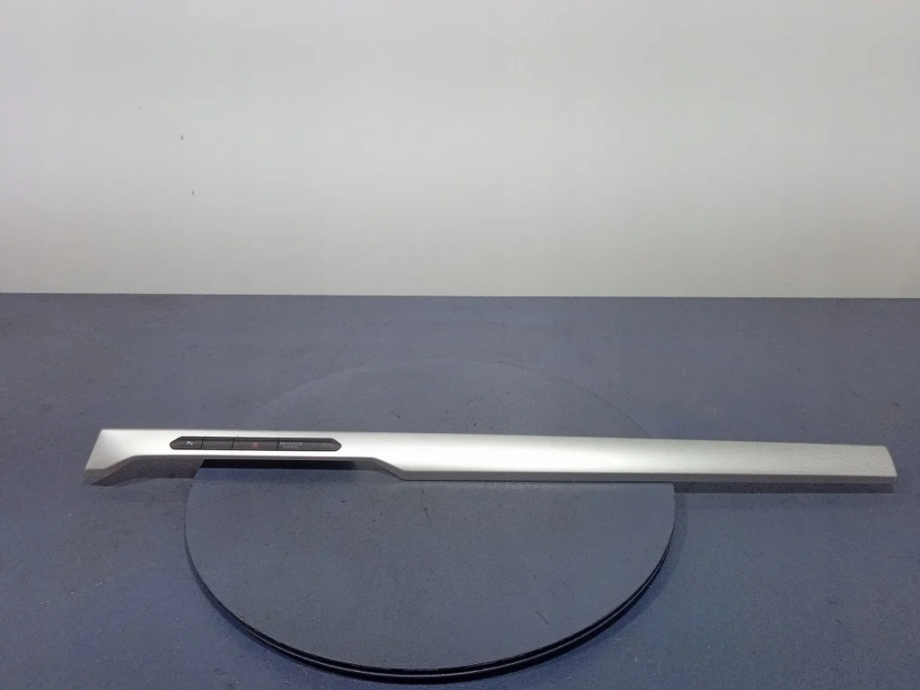 VW Passat B8 mittkonsol dekorlist 3G1853262