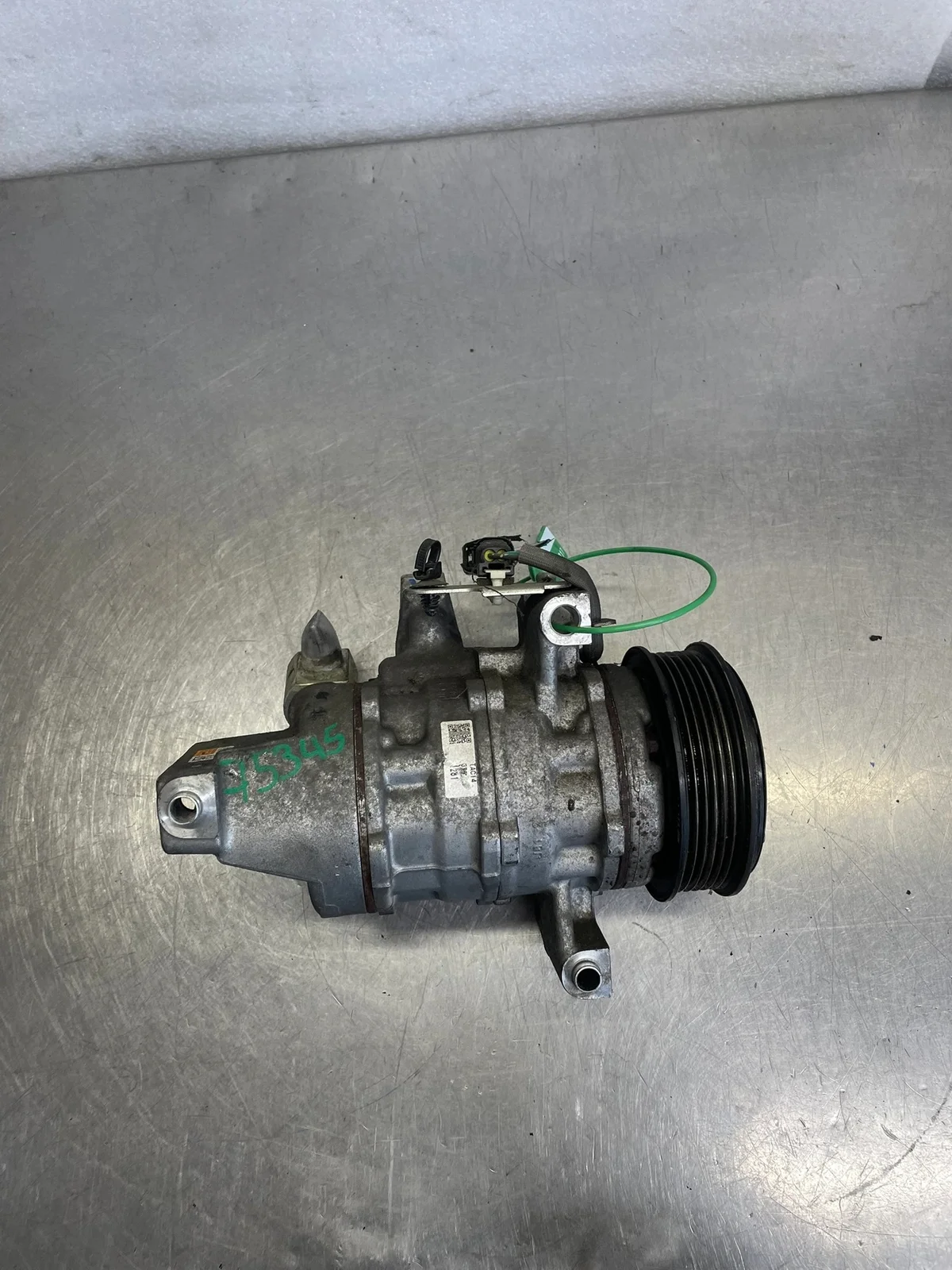 Compresor A/C Ford Fiesta MK8 H1BH-19D629-CA