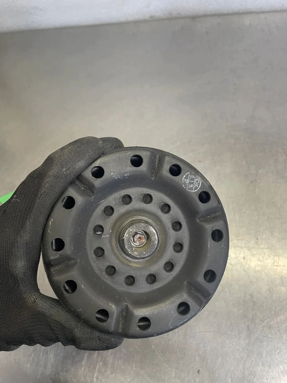 Airconditioning compressor Toyota Avensis Verso GE447260-0192 image 3
