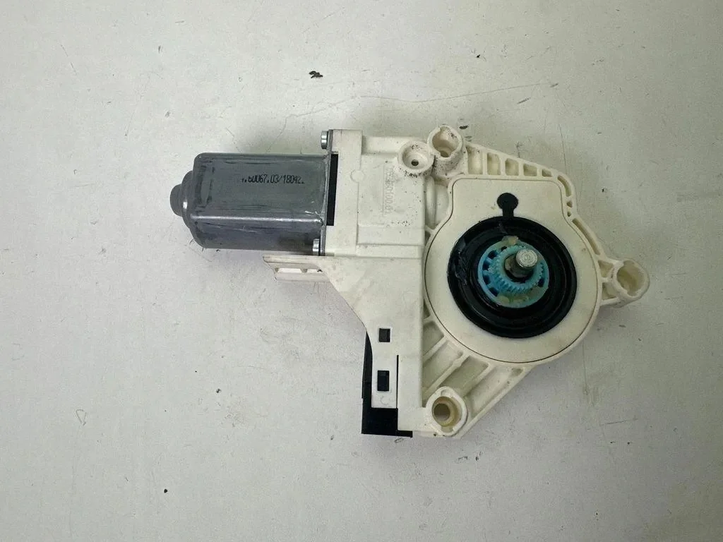Land Rover Discovery IV raammotor AH22-14B552-AA thumbnail 8