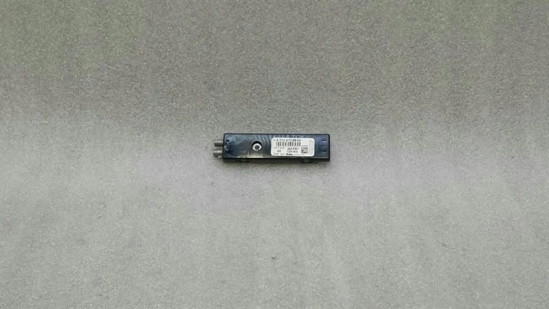 Mercedes CLS W218 Antenne A2128703889