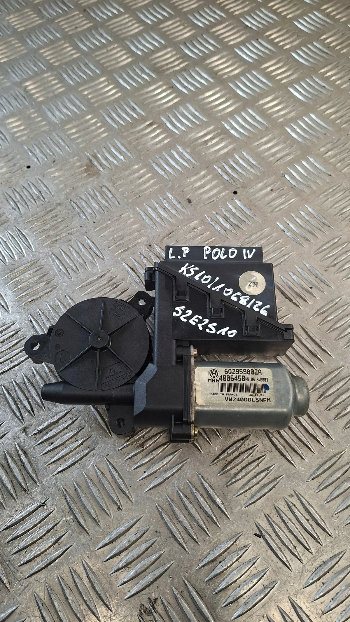 VW Polo IV fönsterhissmotor vänster fram