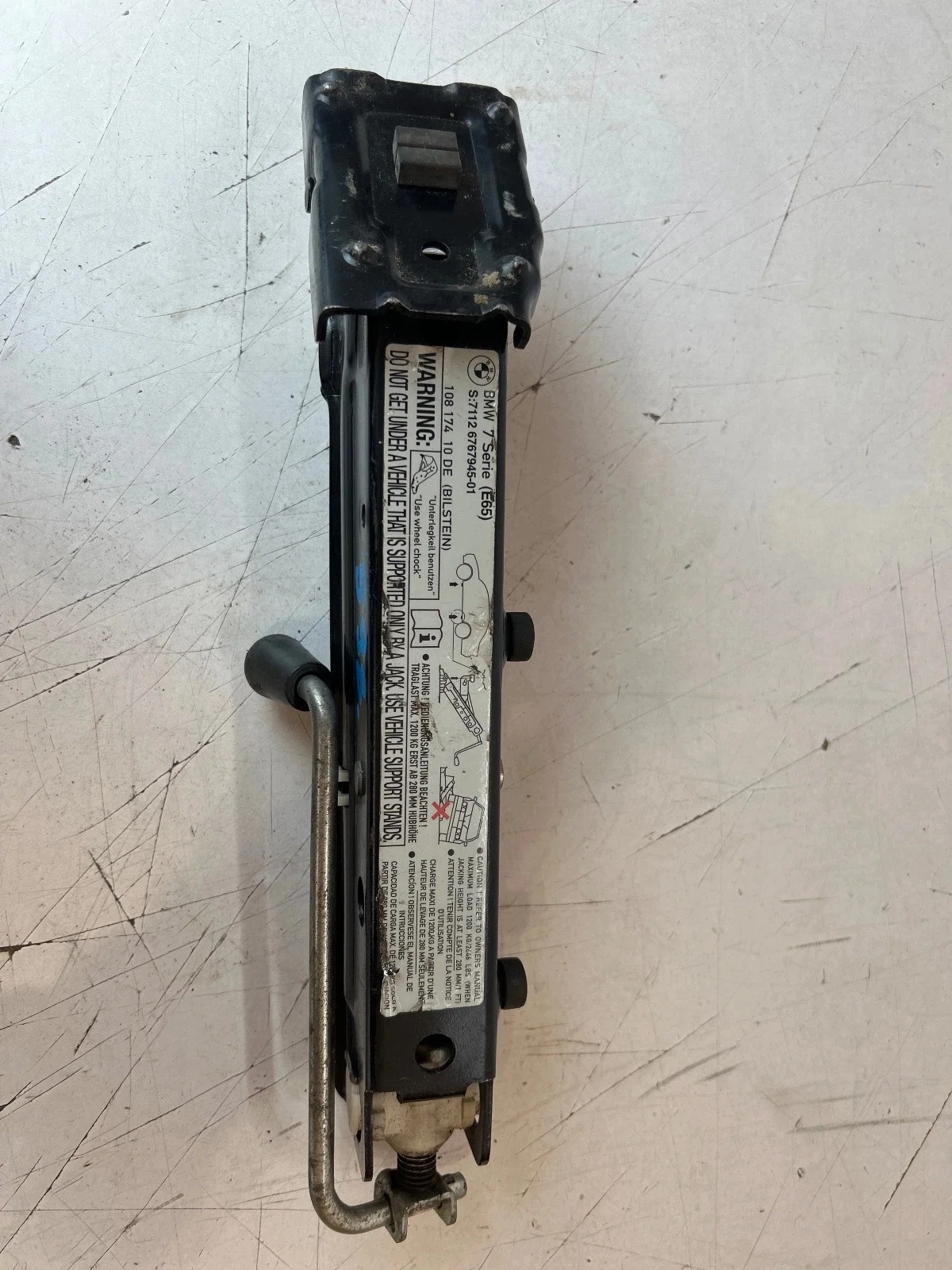 BMW 7 E65 E66 Domkraft image 6
