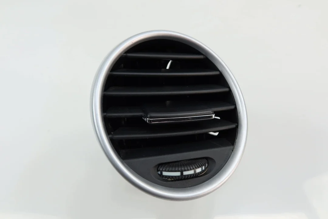 Mercedes W164 Rejilla Ventilación Izquierda image 3