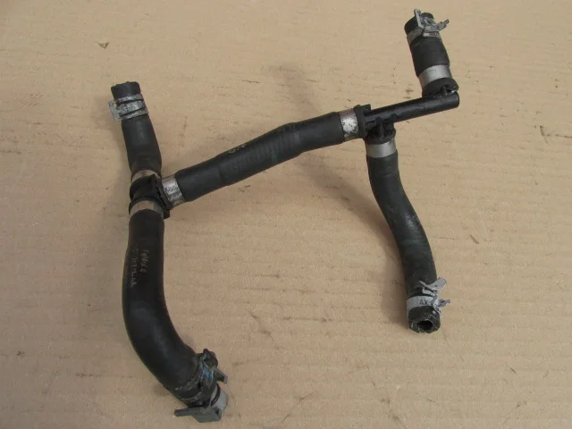 Ford S-MAX Wasser-Schlauch-T-Stück
