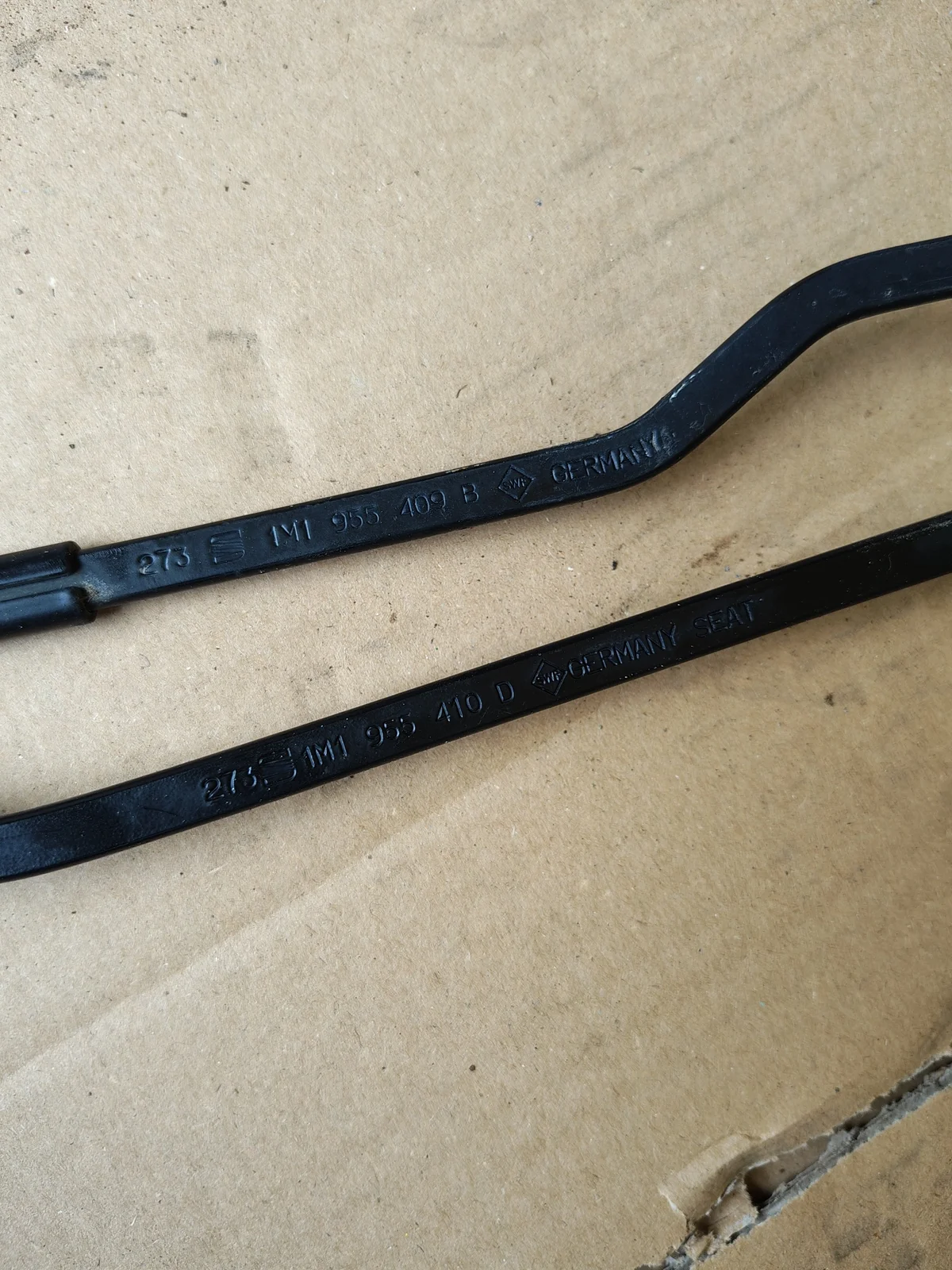 Braccio tergicristallo SEAT Leon 1M1955409 image 3