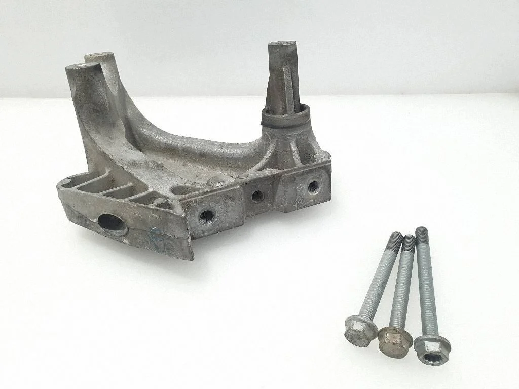 VW Tiguan 2.0TDI DFG Engine Mount 04L199207 image 3