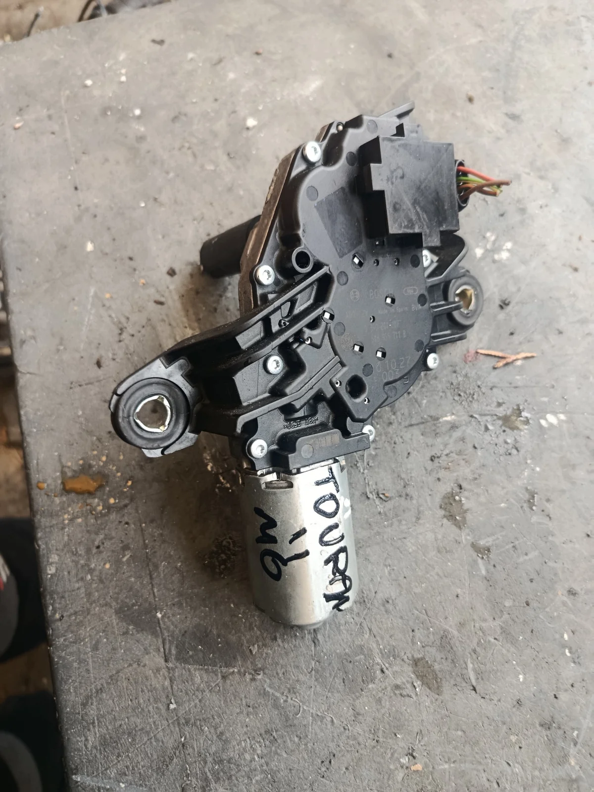 Motor Limpa Para-brisas Traseiro VW Touran II 5K69557111B
