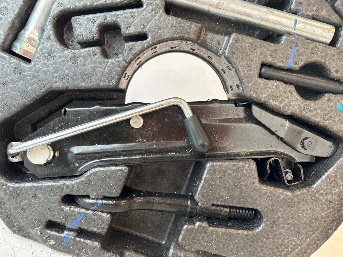 Reparatursatz Ersatzrad VW Golf VI Scirocco Audi A3 1K0012115F image 4