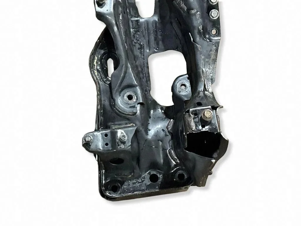 Sanki avant Subaru Outback H9Y19DB image 3
