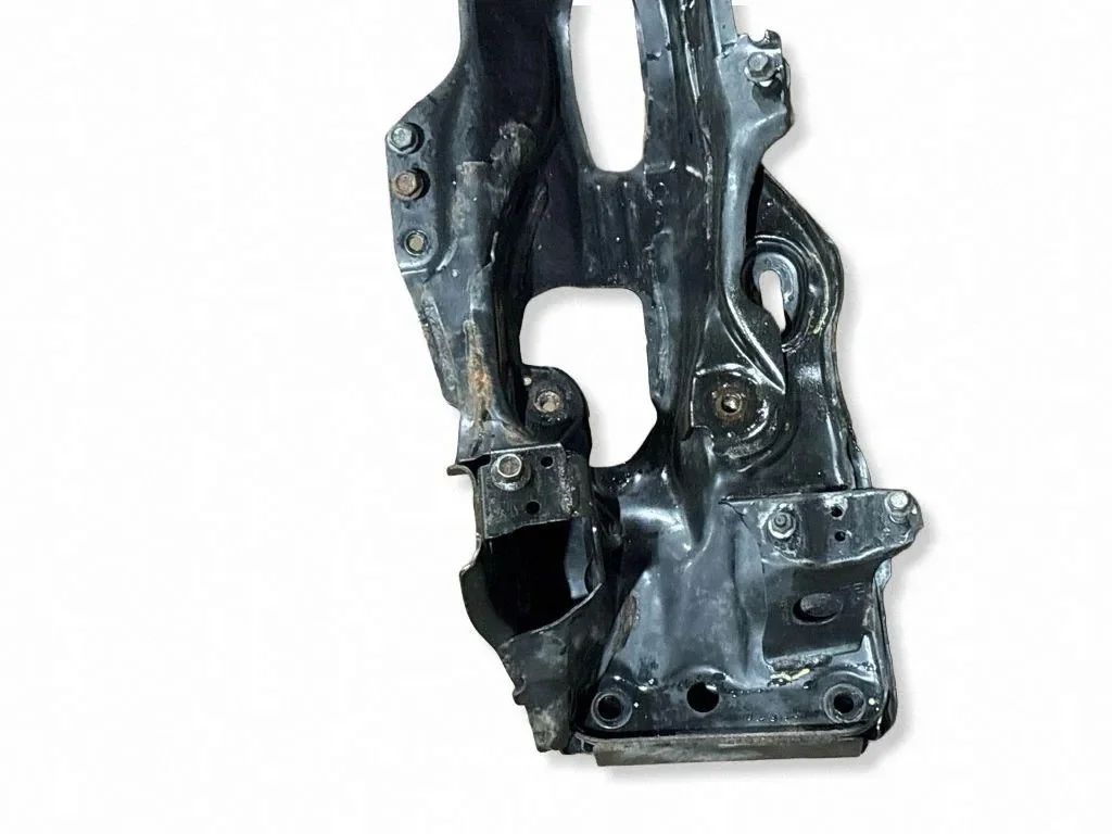 Sanki avant Subaru Outback H9Y19DB image 4