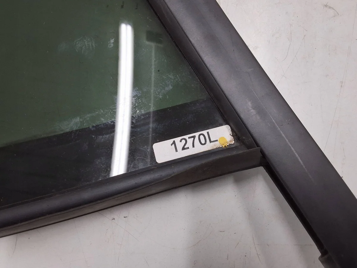 Opel Mokka A takalasin tiiviste 1270L image 4