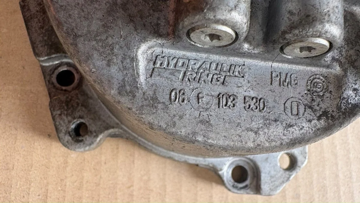 Valvola VVT Audi A3 S3 8P 06F103530D thumbnail 3