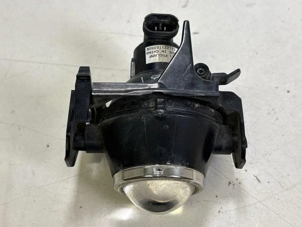 Phare antibrouillard Ford Mustang V 2014 image 3
