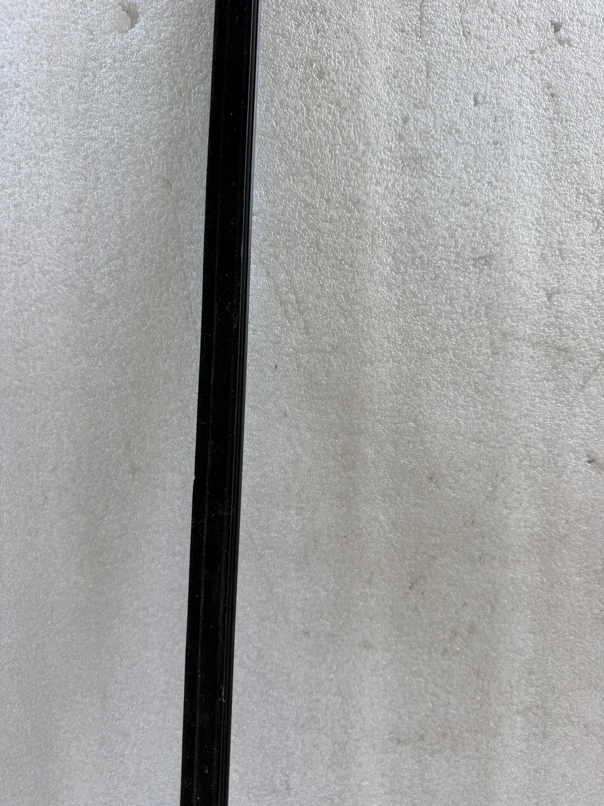 BMW E92 E93 Zierleiste Fensterschiene links vorne 7119079 image 8