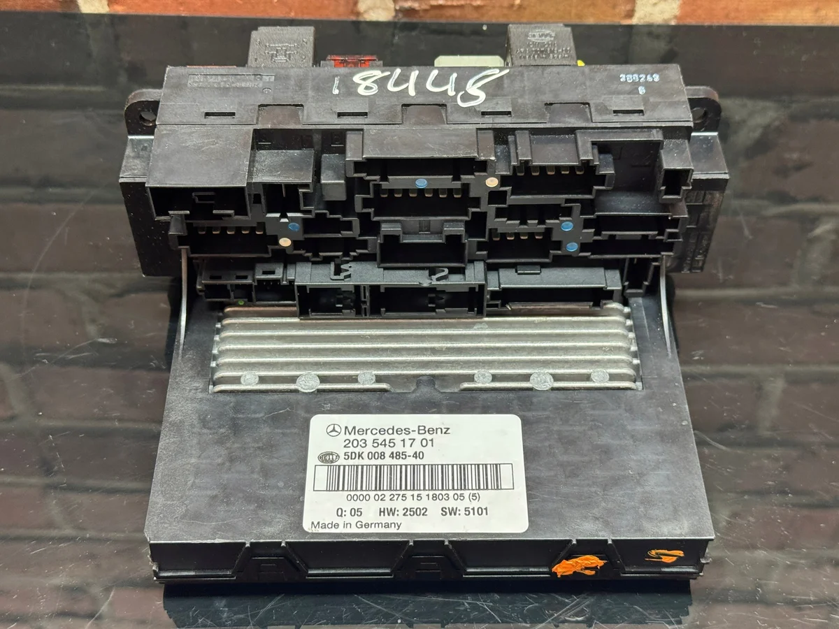 Módulo Mercedes W203 2035451701