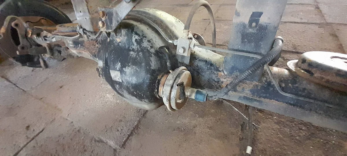Differential vorne Nissan Patrol Y60 image 5