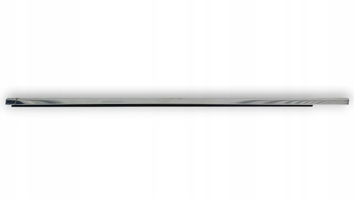 Moldura Cromada Infiniti Q70 Delantera Usada