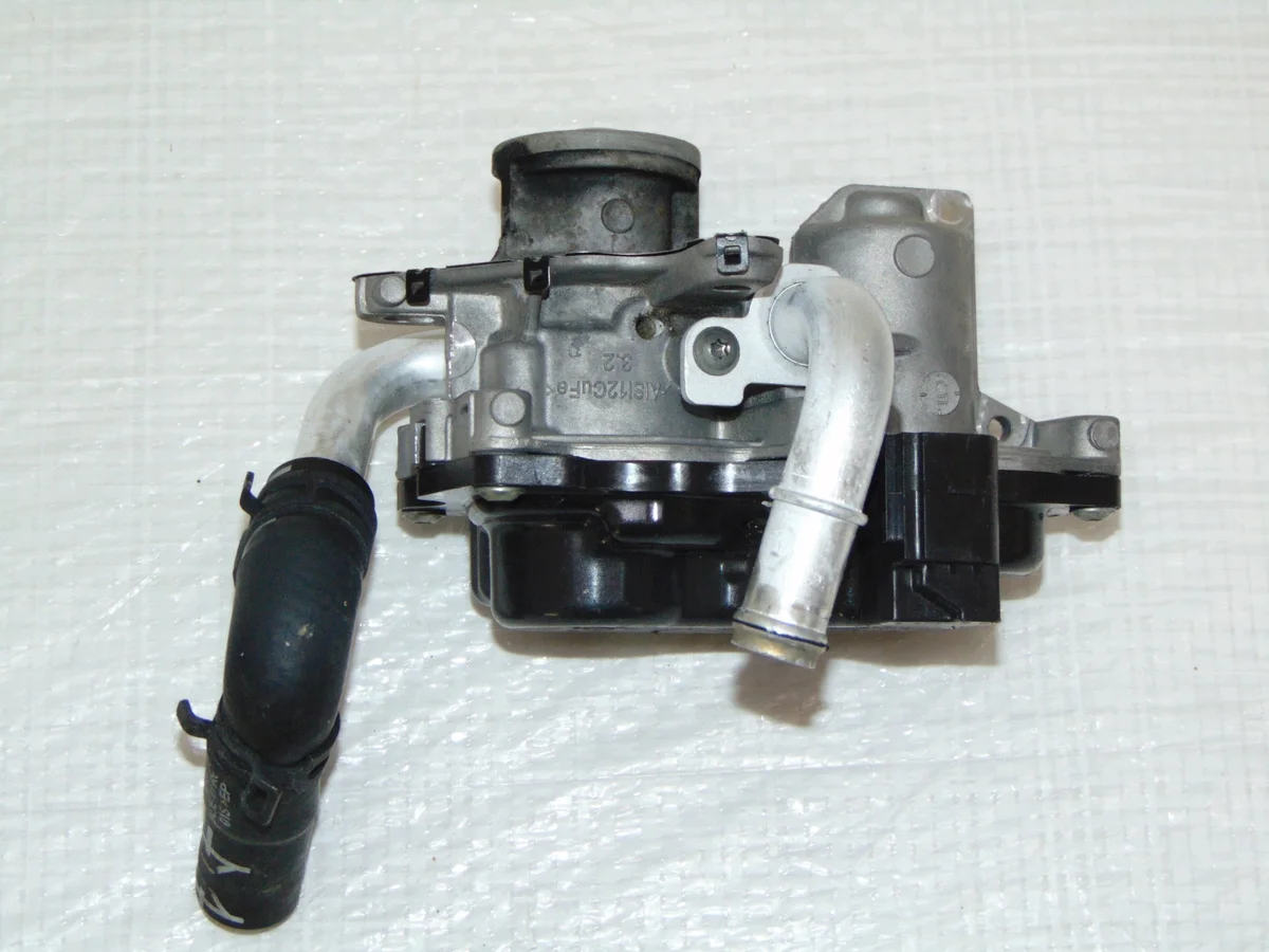 Przepustnica VW Passat B8 2.0TDI 04L131501N