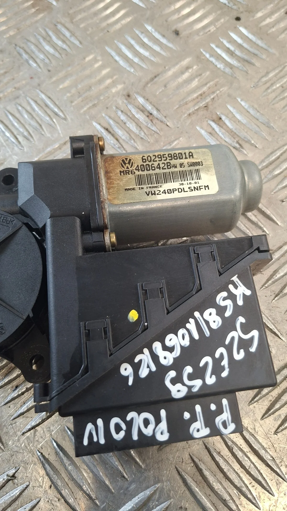 VW Polo IV Fensterheber Motor Rechts Vorne image 4