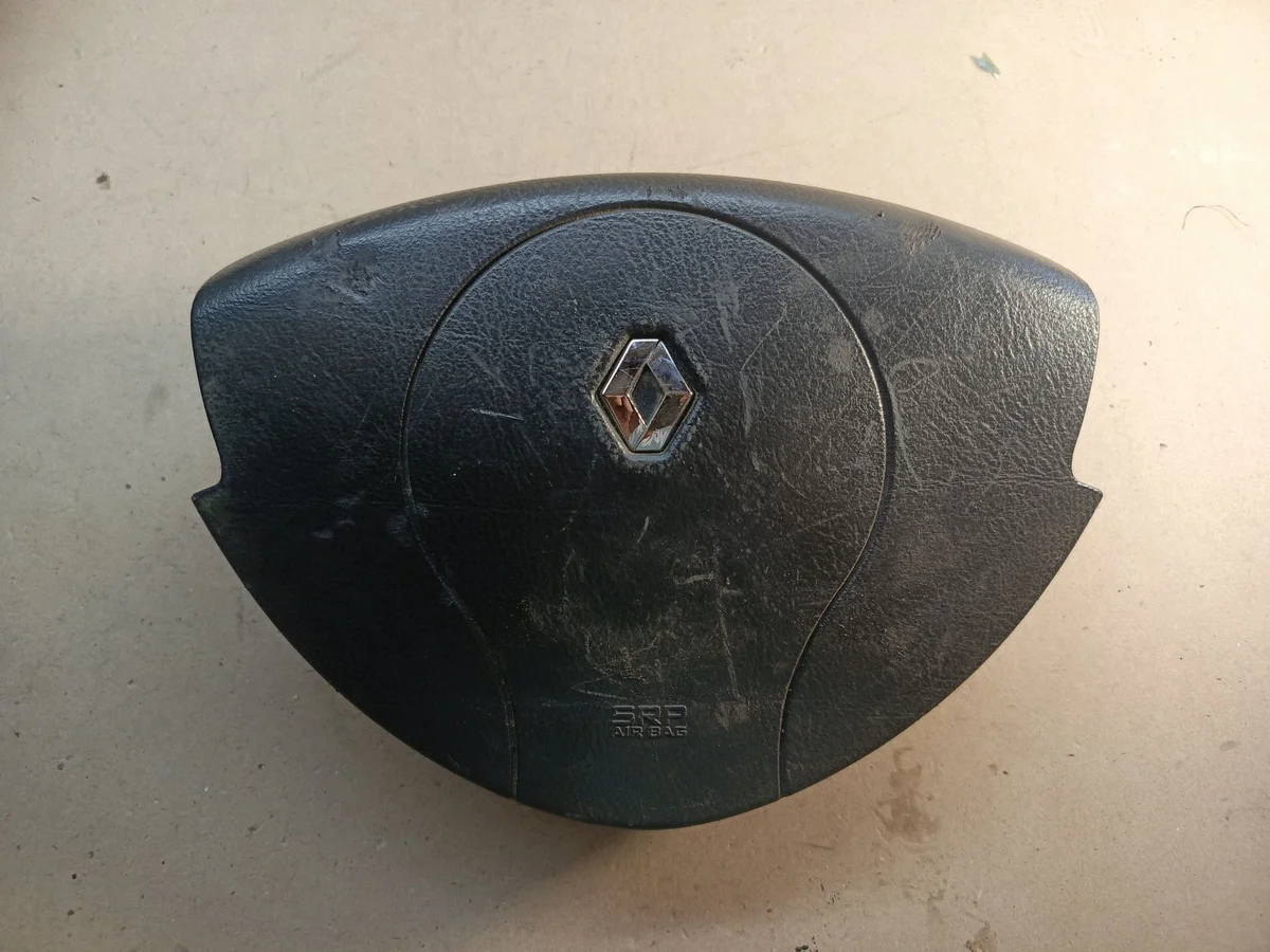 Airbag conducteur Renault Twingo II