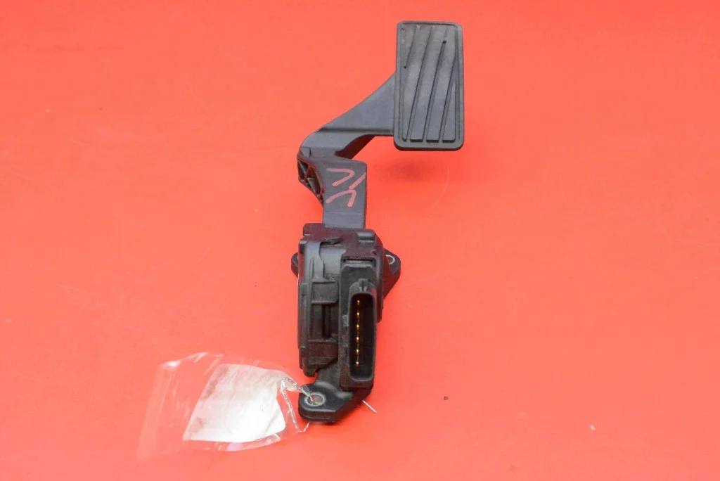 Gaspedal-Potentiometer Suzuki SX4 1.6 16V image 3