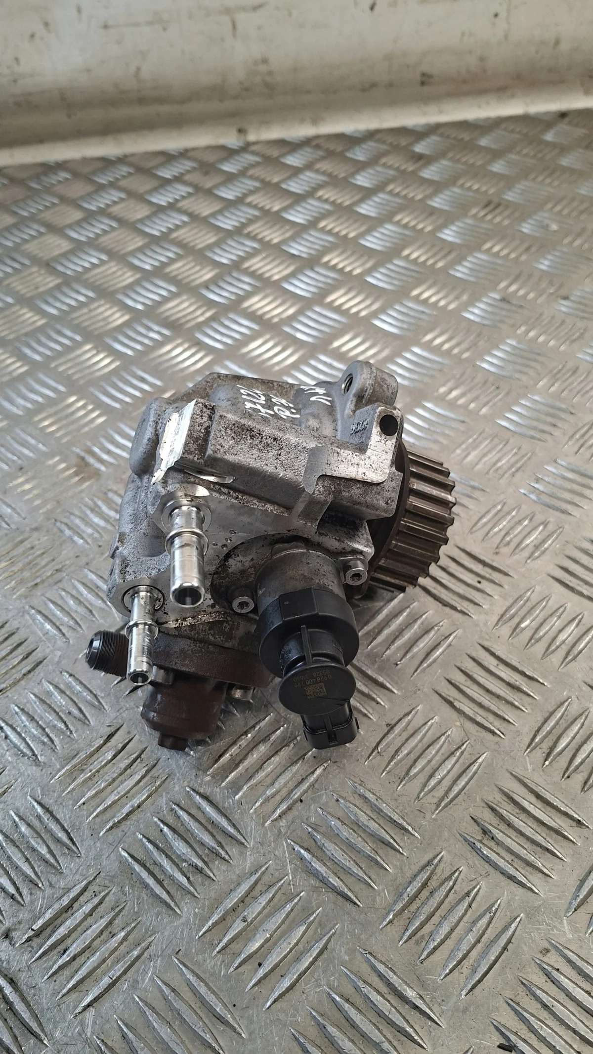 Einspritzpumpe Peugeot 301 1.6 HDI image 5
