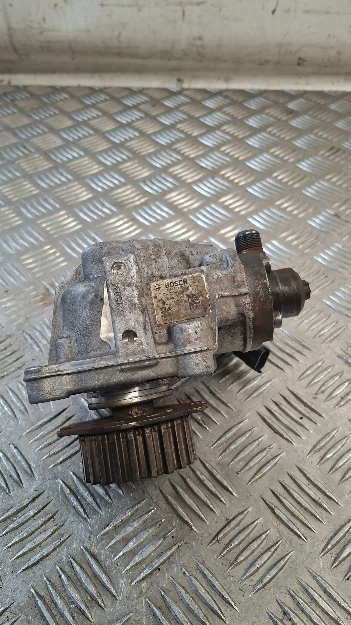 Einspritzpumpe Peugeot 301 1.6 HDI image 6
