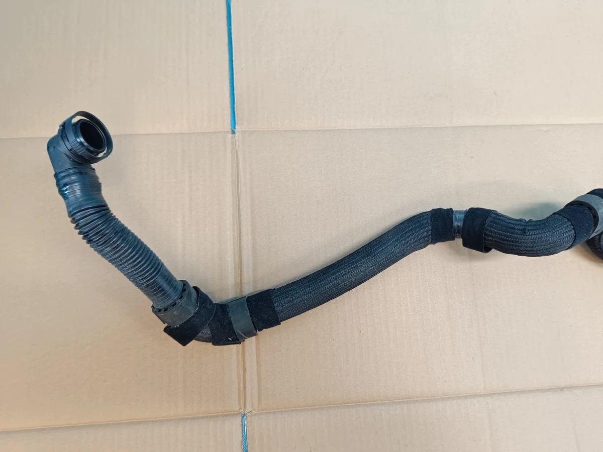 Luftrohr VW Tiguan 2.0 TFSI 5QN131149A thumbnail 1