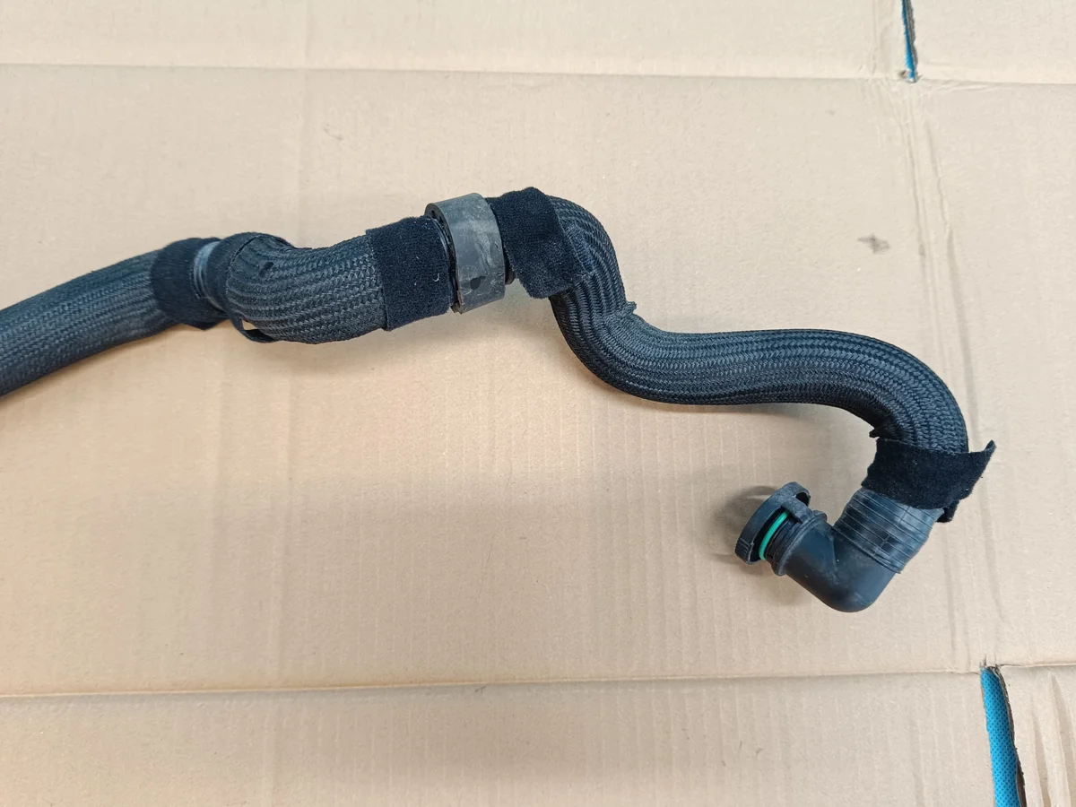 Luftrohr VW Tiguan 2.0 TFSI 5QN131149A thumbnail 3