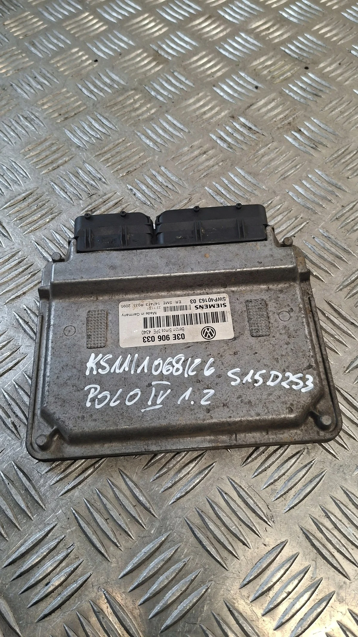 Unidad de control motor VW Polo IV 1.2