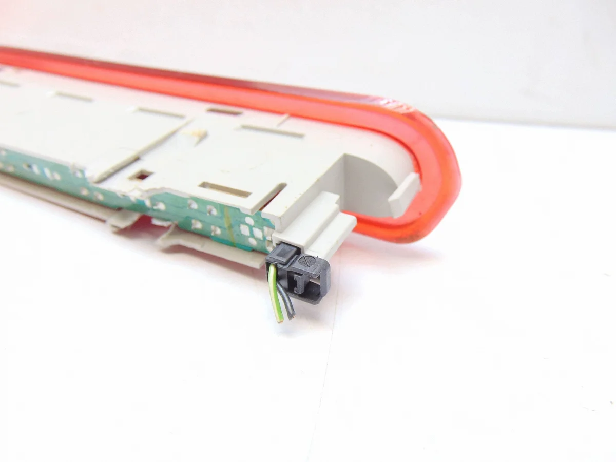 3ª Luz de Freno LED Alfa Romeo Mito 50518397 image 4