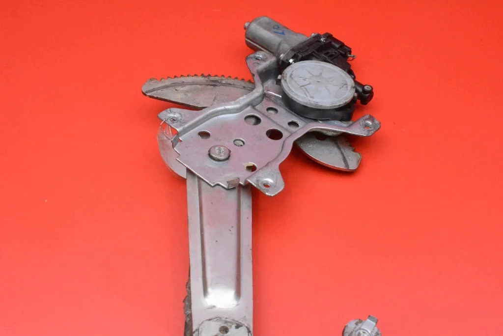 Suzuki SX4 I Fensterheber 83530-63J00 thumbnail 5