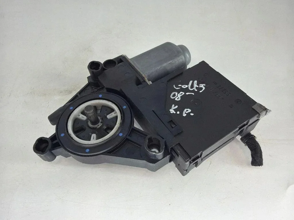 VW Golf V/VI Fensterheber Motor Links image 4