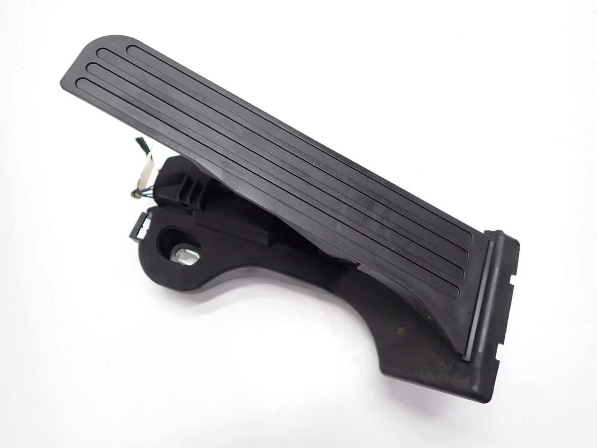Potenciómetro Pedal Acelerador VW Caddy 2K5723503A