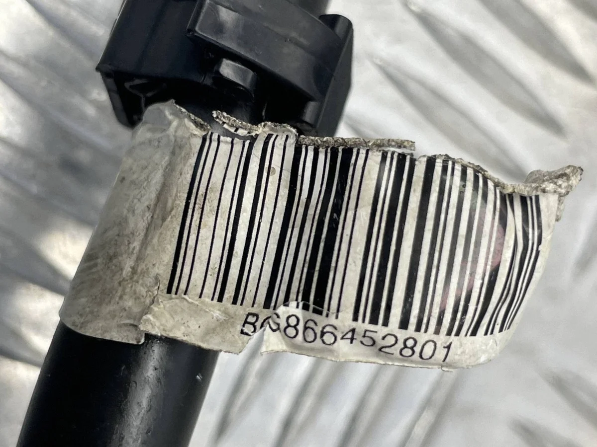 BMW 8664528 Vacuum Hose G20 image 9