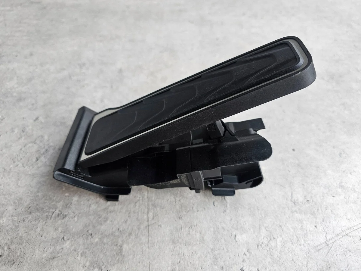 Aston Martin Vantage IV Pedal Acelerador Usado