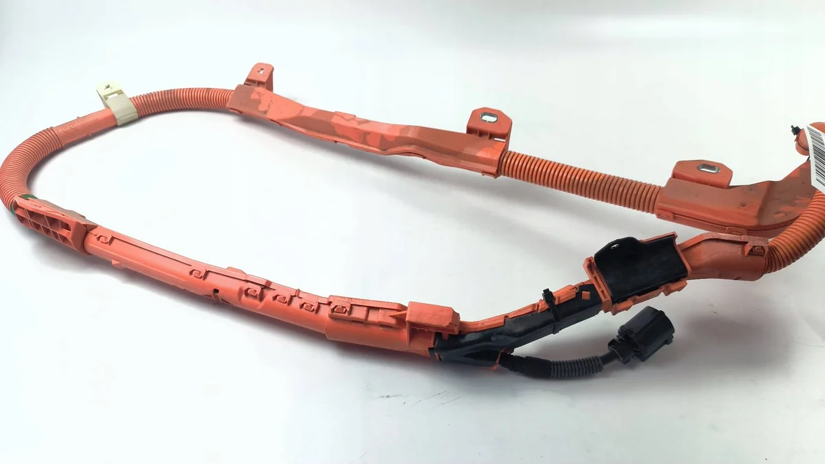 Lexus ES300h VII Hochspannungsbatterie image 3