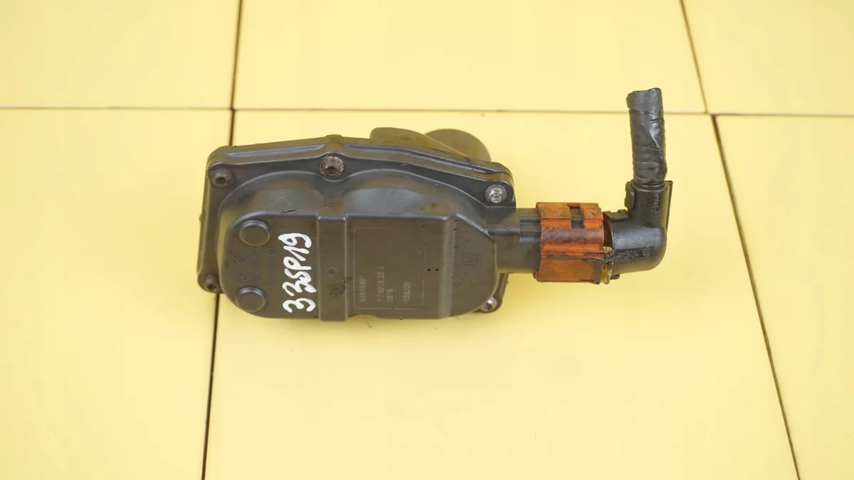 Opel Mokka Astra B16DTH 55569991 image 4