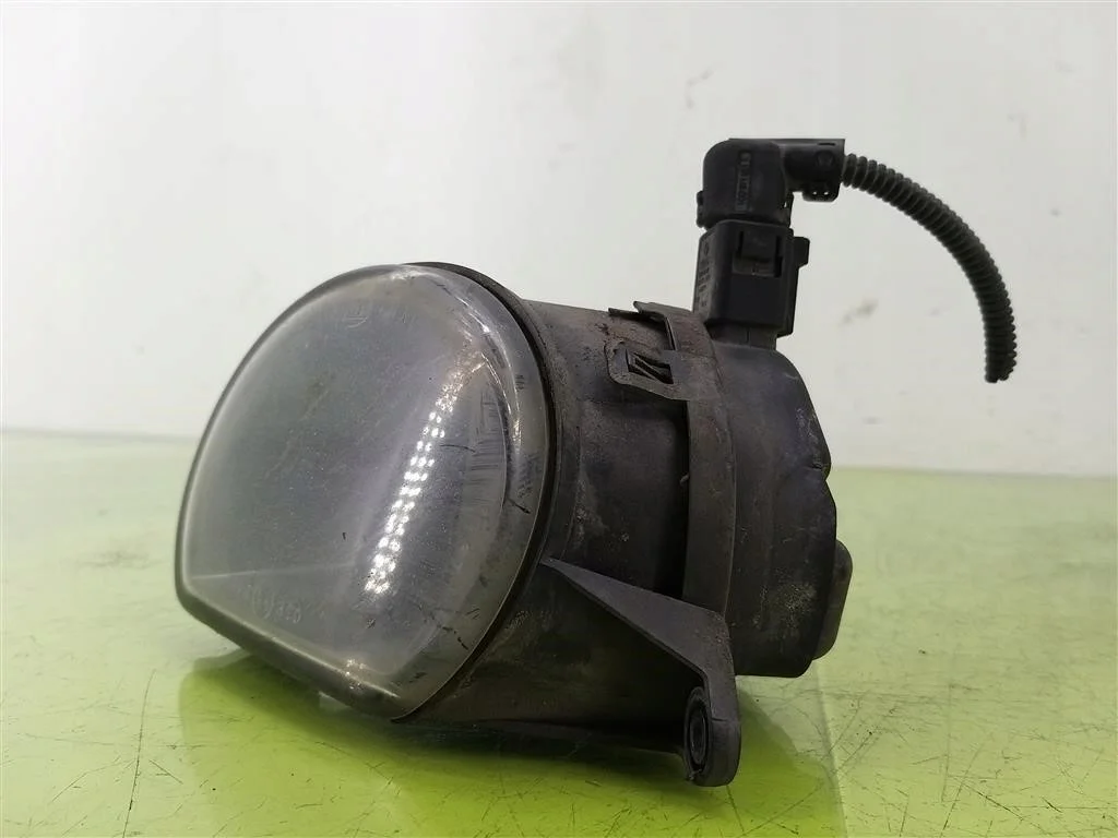 Audi A3 8P Scheinwerfer Rechts 24696800 image 6