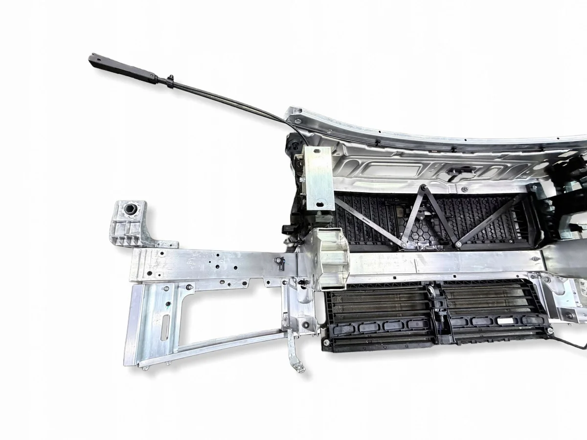 Mercedes W254 GLC Frontstoßstange Verstärkung image 9